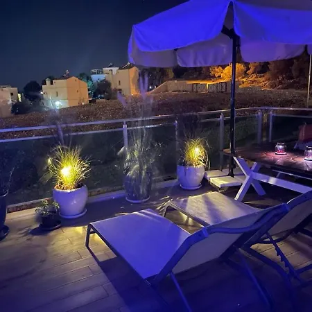 Olive View Penthouse Διαμέρισμα *
